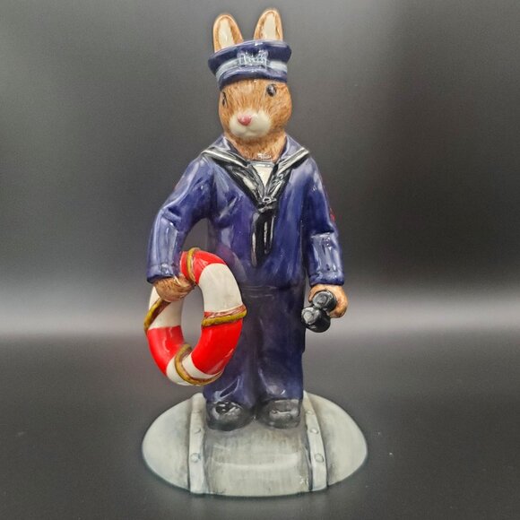 ROYAL DOULTON Bunnykins ' SAILOR ' Figurine WWII Collection DB 370 ENGLAND 2005 - Picture 1 of 8